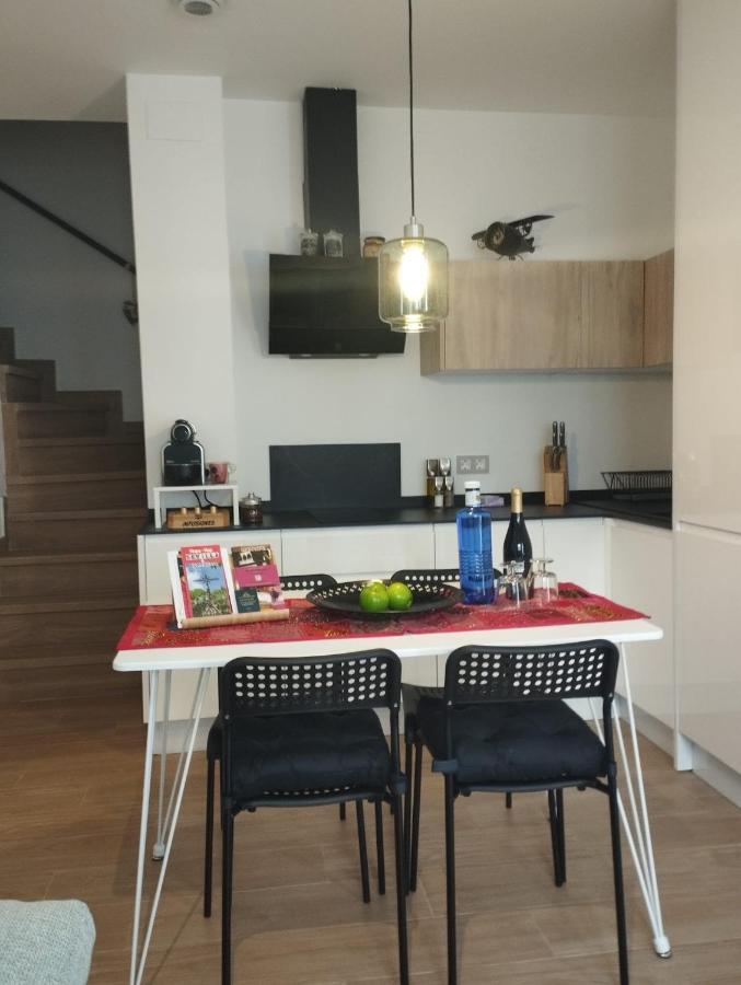 Atico Aire De Triana Apartment Seville Ngoại thất bức ảnh